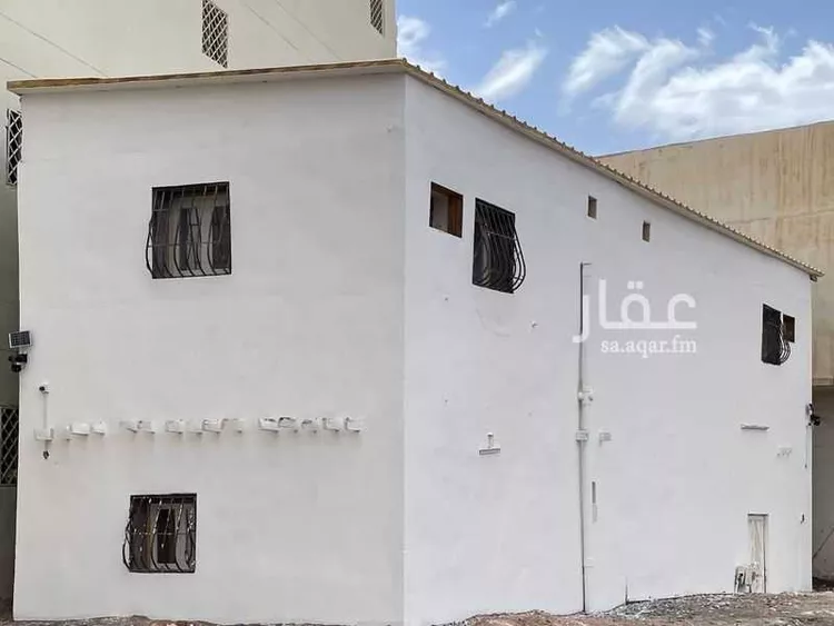 عمارة للبيع في شارع عبدالله بن خراش, حي بنى عبد الأشهل, مدينة المدينة المنورة, منطقة المدينة المنورة 1 صورة