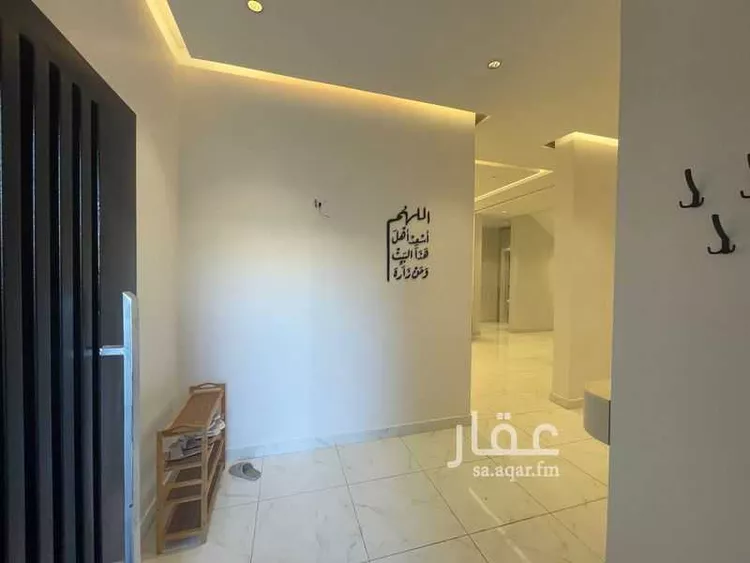 فيلا للبيع في شارع عثمان بن زهير, حي طيبة, مدينة المدينة المنورة, منطقة المدينة المنورة صورة 3