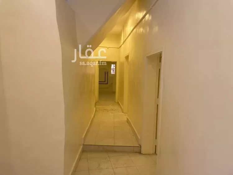 فيلا للبيع في شارع عبدالله بن خراش, حي بنى عبد الأشهل, مدينة المدينة المنورة, منطقة المدينة المنورة 6