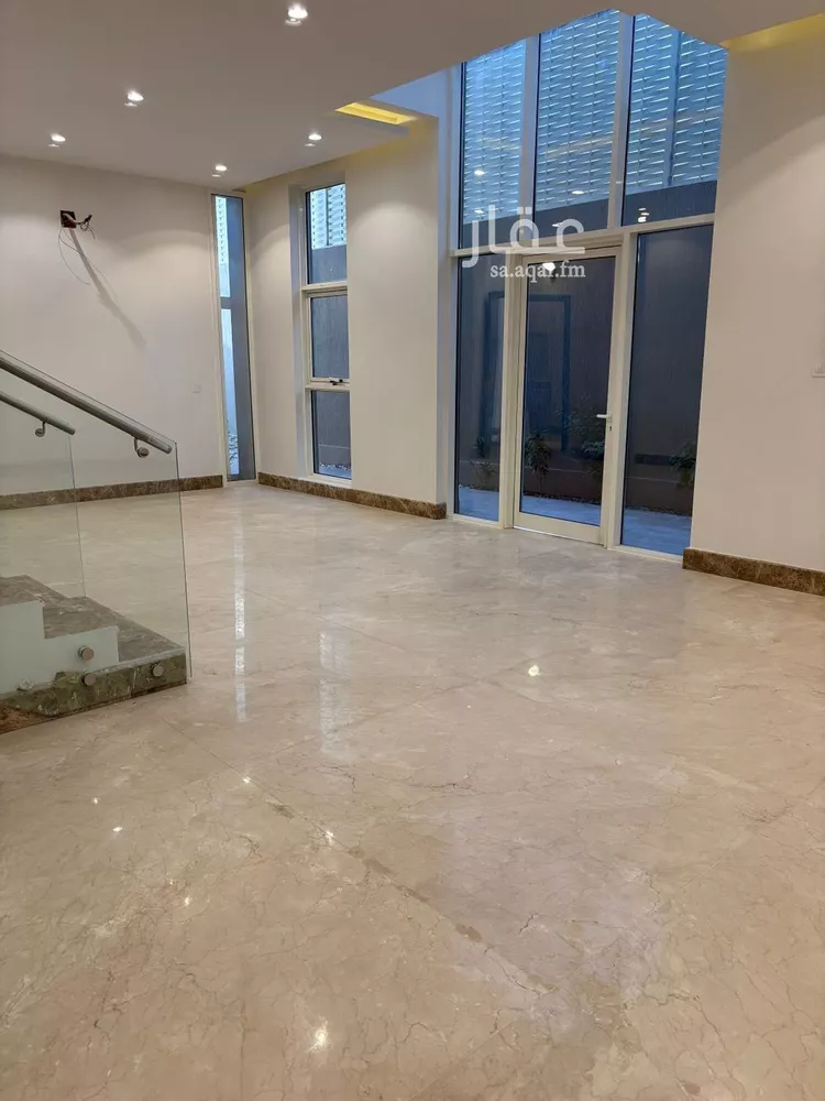 فيلا للبيع في شارع إسماعيل الكاتب, حي العارض, مدينة الرياض, منطقة الرياض صورة 4