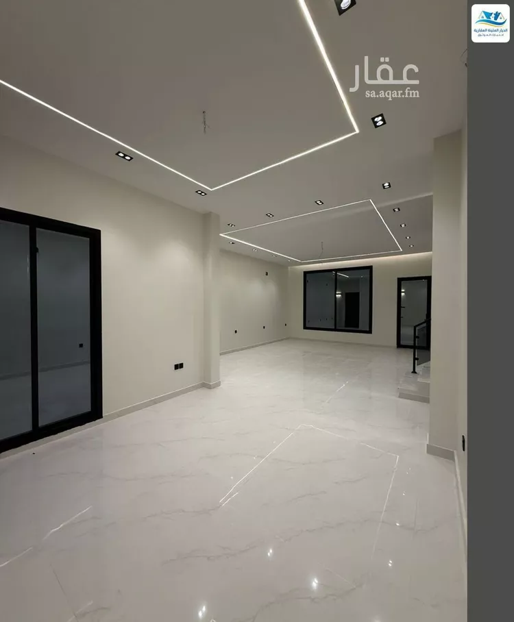 فيلا للبيع في شارع منصور بن محمد بن حمزة, حي طيبة, مدينة الرياض, منطقة الرياض صورة 3