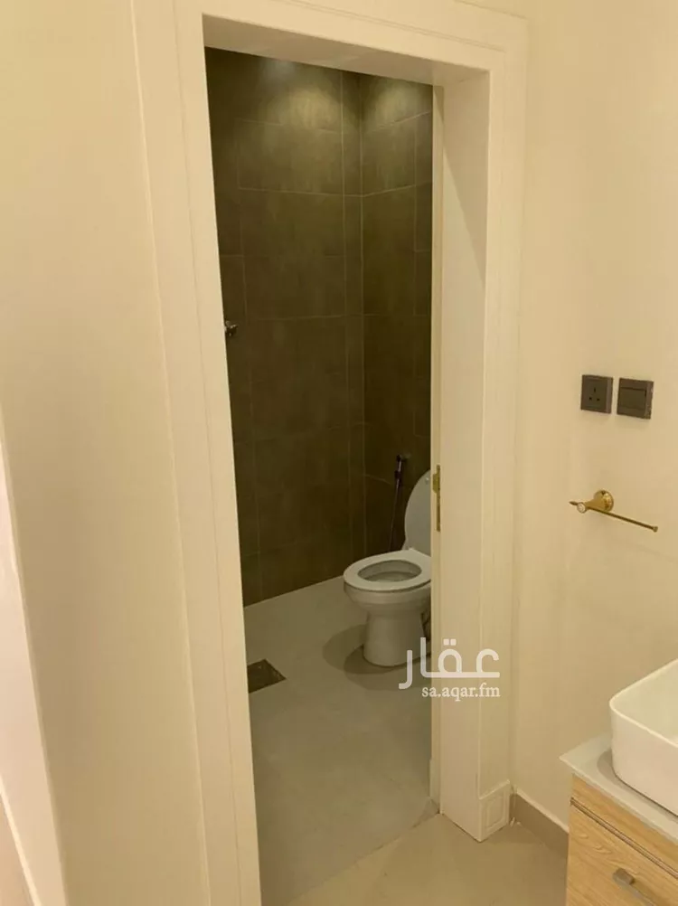Apartment for Sale in Riyadh Al Malqa 9