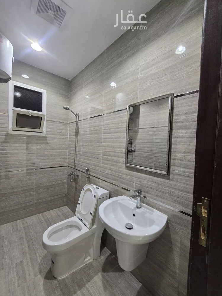 Floor for Rent in Riyadh An Narjis 4