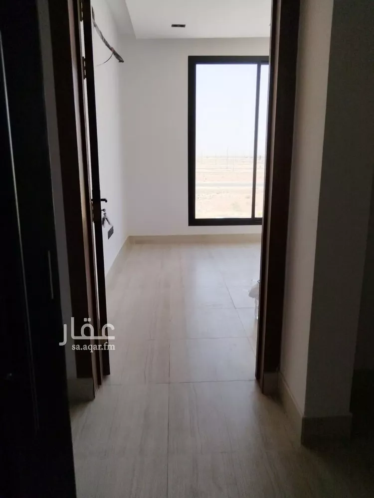 Floor for Sale in Riyadh Ar Rimal 6