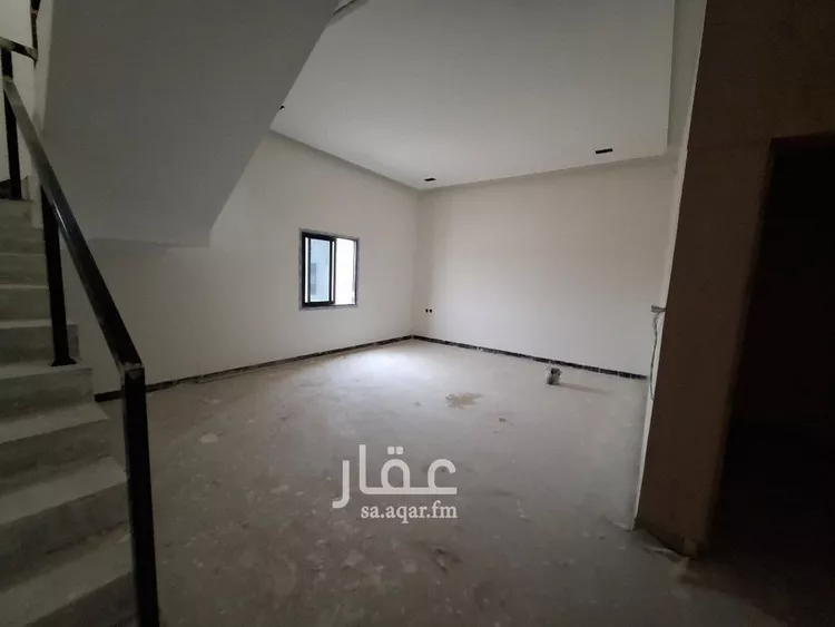 دور للبيع في شارع السلطان قابوس بن سعيد, حي المعيزيلة, مدينة الرياض, منطقة الرياض