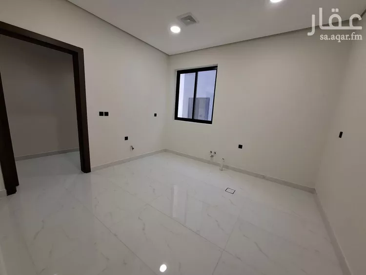 Floor for Sale in Riyadh Al Janadriyah