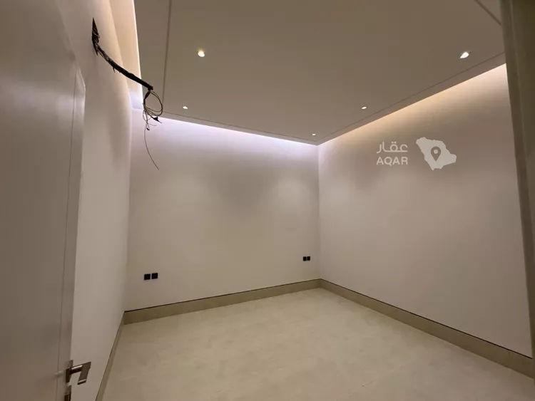 دور للبيع في شارع عبيدالله الفقيه, حي الرمال, مدينة الرياض, منطقة الرياض 9