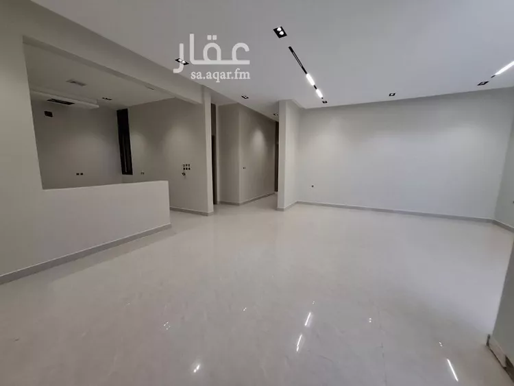 دور للبيع في شارع سليمان بن هاشم, حي الخليج, مدينة الرياض, منطقة الرياض 7