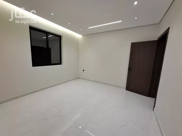 دور للبيع في شارع سليمان الحميضي, حي الجنادرية, مدينة الرياض, منطقة الرياض صورة 4