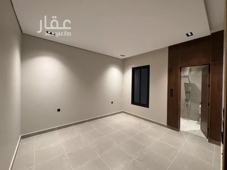Floor for Sale in Riyadh Al Yarmouk 12