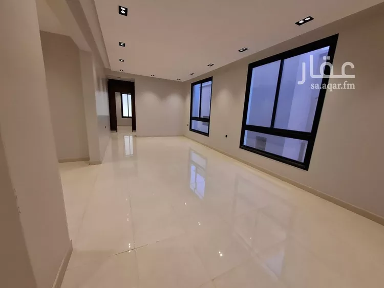 دور للبيع في شارع مطلق بن جفال, حي إشبيلية, مدينة الرياض, منطقة الرياض