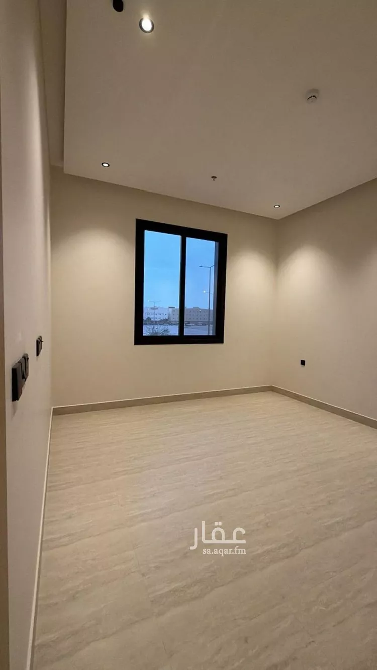 شقة للبيع في شارع الغريسة, حي إشبيلية, مدينة الرياض, منطقة الرياض صورة 2