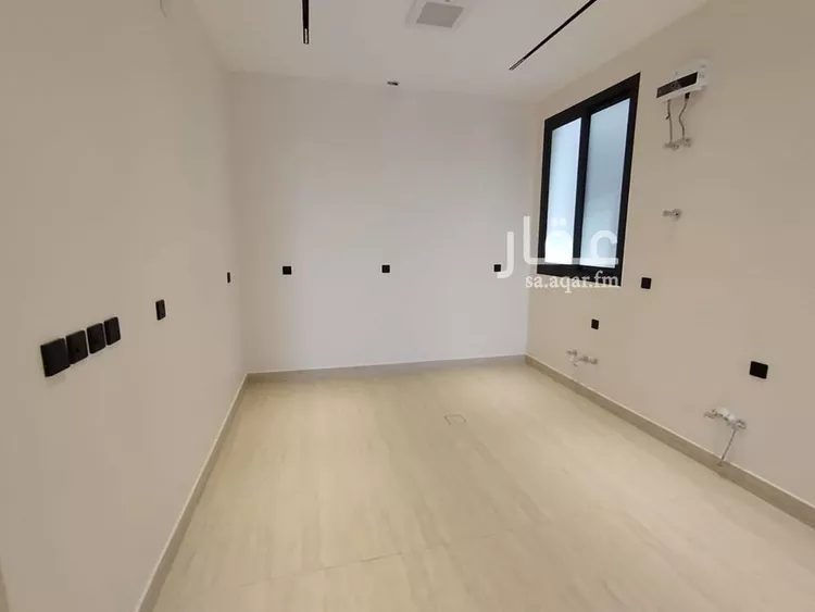 شقة للبيع في شارع مطلق بن صالح بن مطلق, حي إشبيلية, مدينة الرياض, منطقة الرياض 7