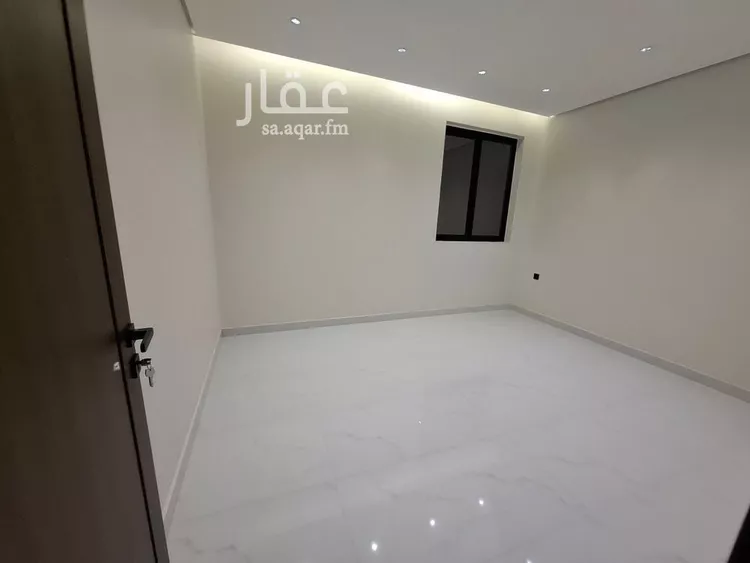 دور للبيع في شارع سليمان الحميضي, حي الجنادرية, مدينة الرياض, منطقة الرياض صورة 3