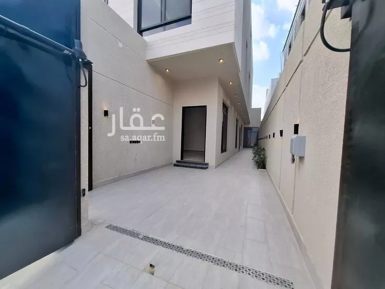 دور للبيع في شارع معقل بن عامر, حي الرمال, مدينة الرياض, منطقة الرياض