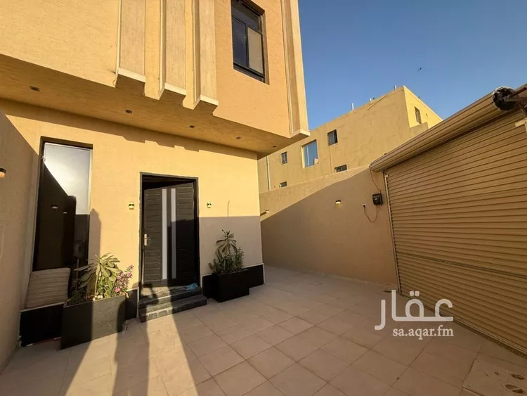 دور للبيع في شارع رقم 171, حي المونسية, مدينة الرياض, منطقة الرياض