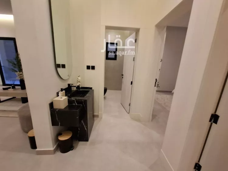 Floor for Sale in Riyadh Al Janadriyah صورة 3