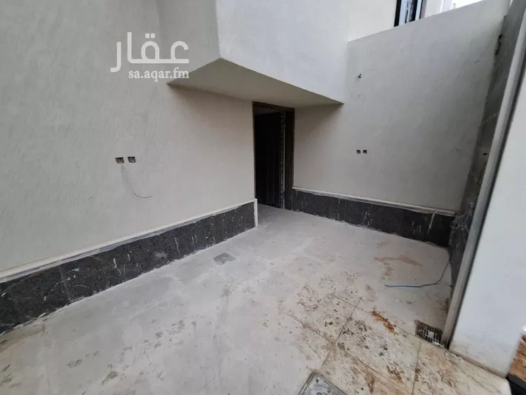 دور للبيع في شارع السلطان قابوس بن سعيد, حي المعيزيلة, مدينة الرياض, منطقة الرياض صورة 3