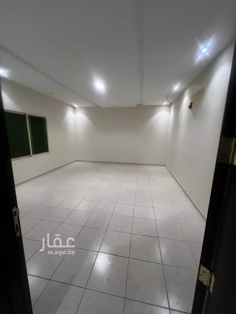 فيلا للبيع في شارع الندوة, حي الياسمين, مدينة الرياض, منطقة الرياض صورة 4
