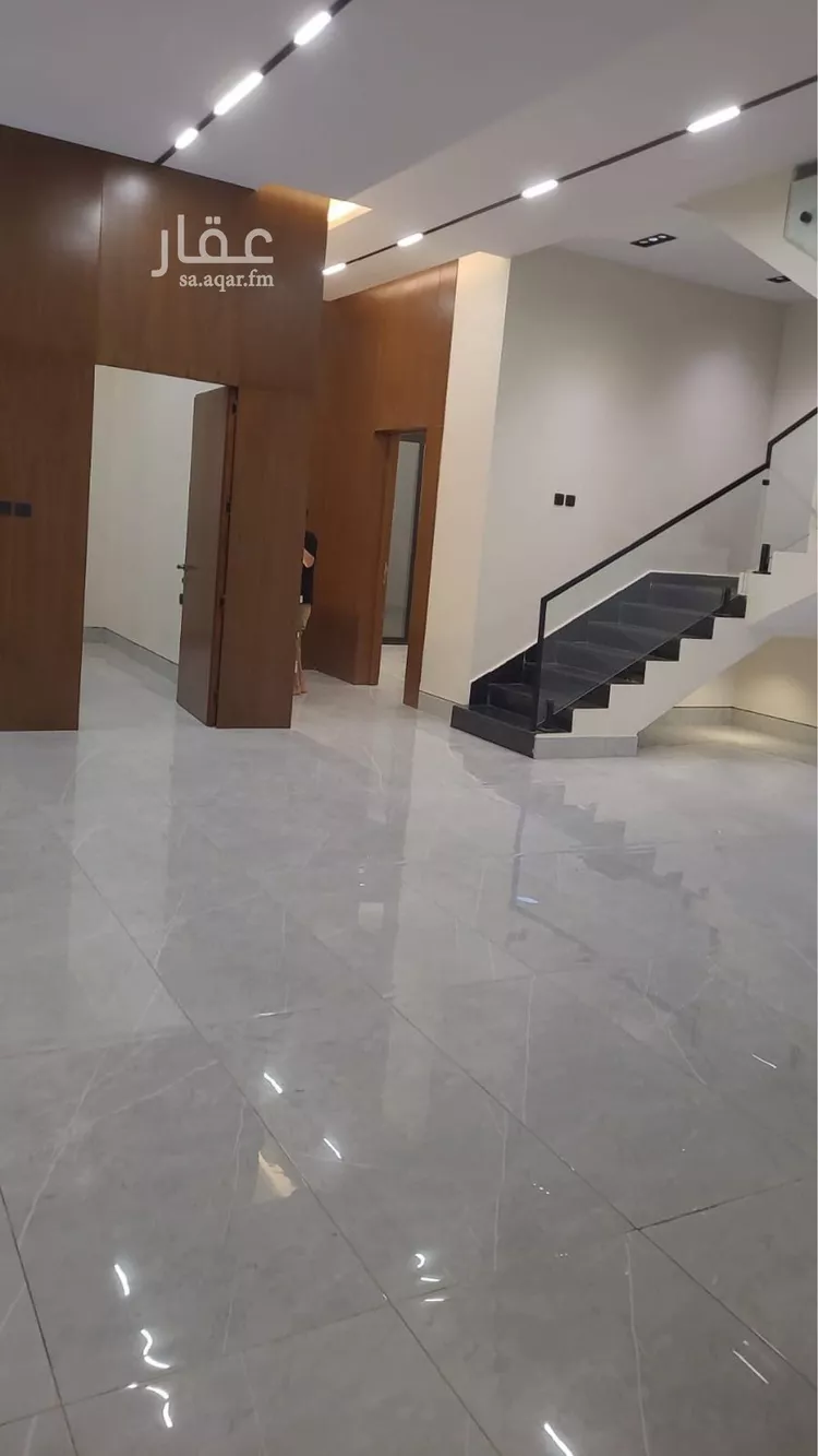 فيلا للبيع في شارع أبي علي بن الجوزي, حي الرمال, مدينة الرياض, منطقة الرياض صورة 2
