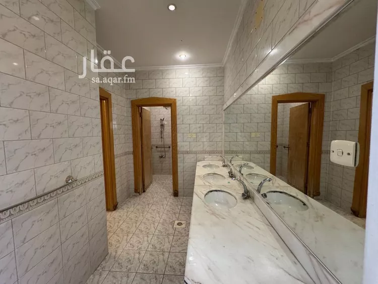 فيلا للبيع في شارع الندوة, حي الياسمين, مدينة الرياض, منطقة الرياض صورة 5