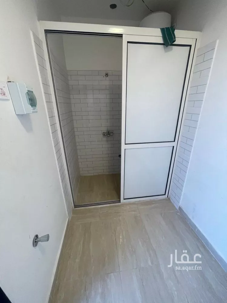 غرفة للإيجار في شارع أحمد بن عبدالله الدامغ, حي النرجس, مدينة الرياض, منطقة الرياض صورة 3