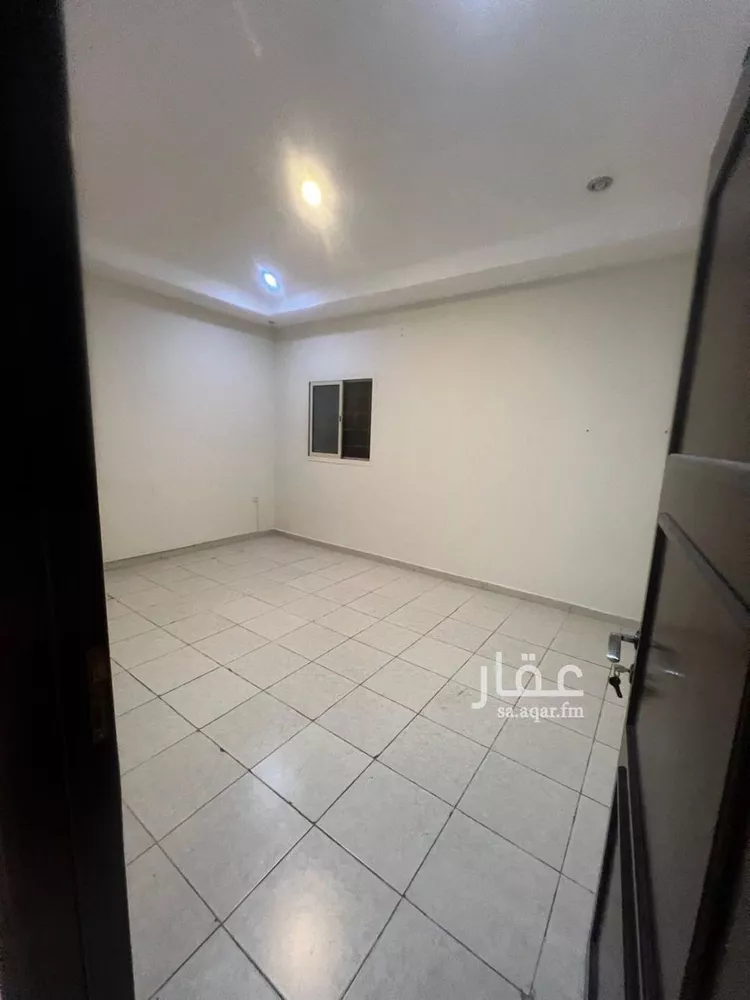 فيلا للبيع في شارع الندوة, حي الياسمين, مدينة الرياض, منطقة الرياض صورة 5