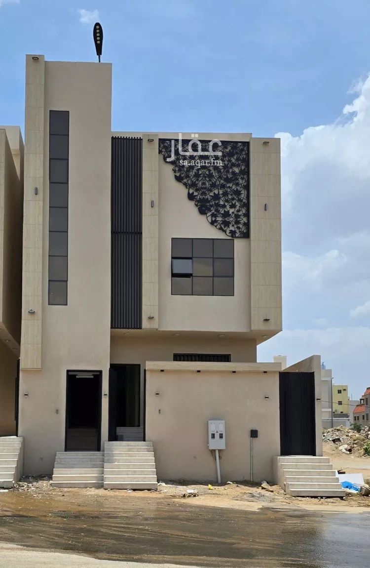 دور للبيع في شارع ابن النحوي, حي المعمورة, مدينة خميس مشيط, منطقة عسير