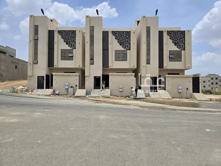 دور للبيع في شارع ابن النحوي, حي المعمورة, مدينة خميس مشيط, منطقة عسير صورة 2