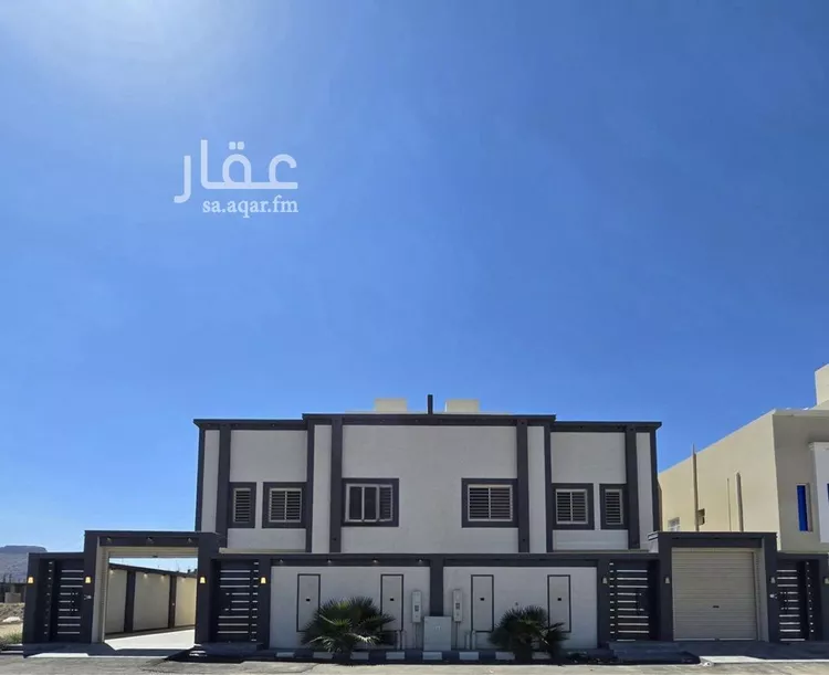 فيلا للبيع في شارع الأمير بندر بن عبد العزيز وهيف بن عبود القحطانى, حي المعلاة, مدينة احد رفيده, منطقة عسير