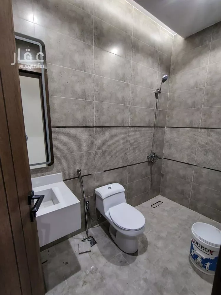 دور للبيع في شارع بكر بن جبلة, حي المروج, مدينة أبها, منطقة عسير صورة 3