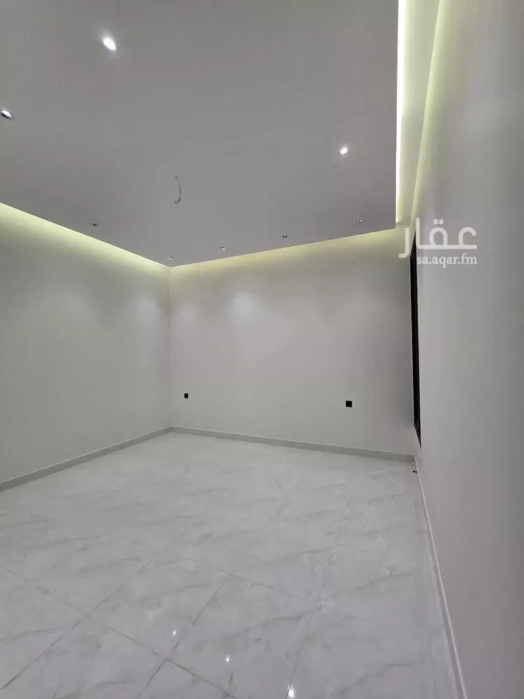 شقة للبيع في شارع الراجحي, حي الظرفة, مدينة خميس مشيط, منطقة عسير صورة 3