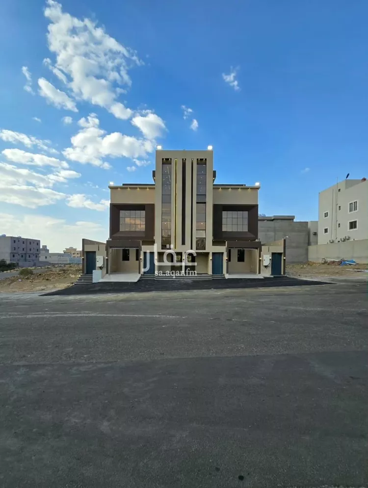 دور للبيع في شارع الرغيب, حي الزهور, مدينة ابها, منطقة عسير صورة 2