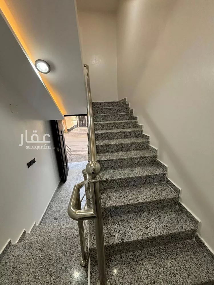 دور للبيع في شارع صخر بن امية السلمي, حي الربيع, مدينة خميس مشيط, منطقة عسير صورة 5