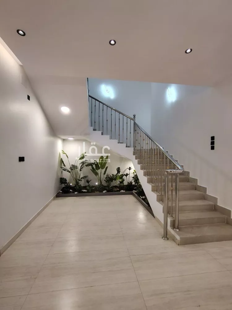 شقة للبيع في شارع شارع ابن تيميه, حي المروج, مدينة أبها, منطقة عسير صورة 3