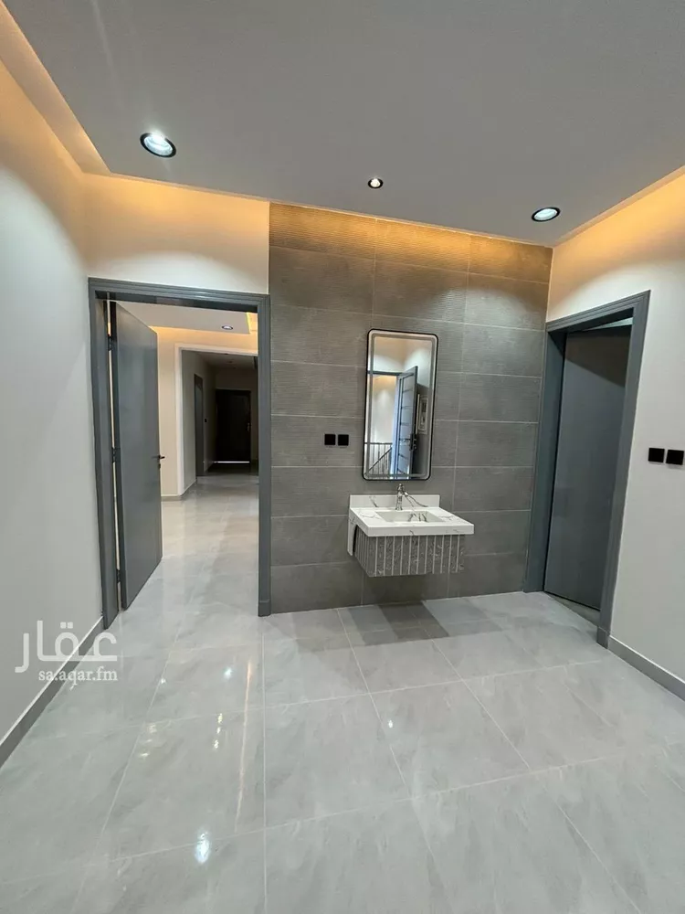 شقة للبيع في شارع ابي المظفر الازجي, حي النور, مدينة خميس مشيط, منطقة عسير صورة 5