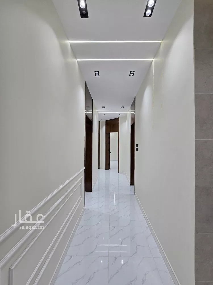 شقة للبيع في شارع اياس ابن البكير, حي الشرف, مدينة خميس مشيط, منطقة عسير صورة 2