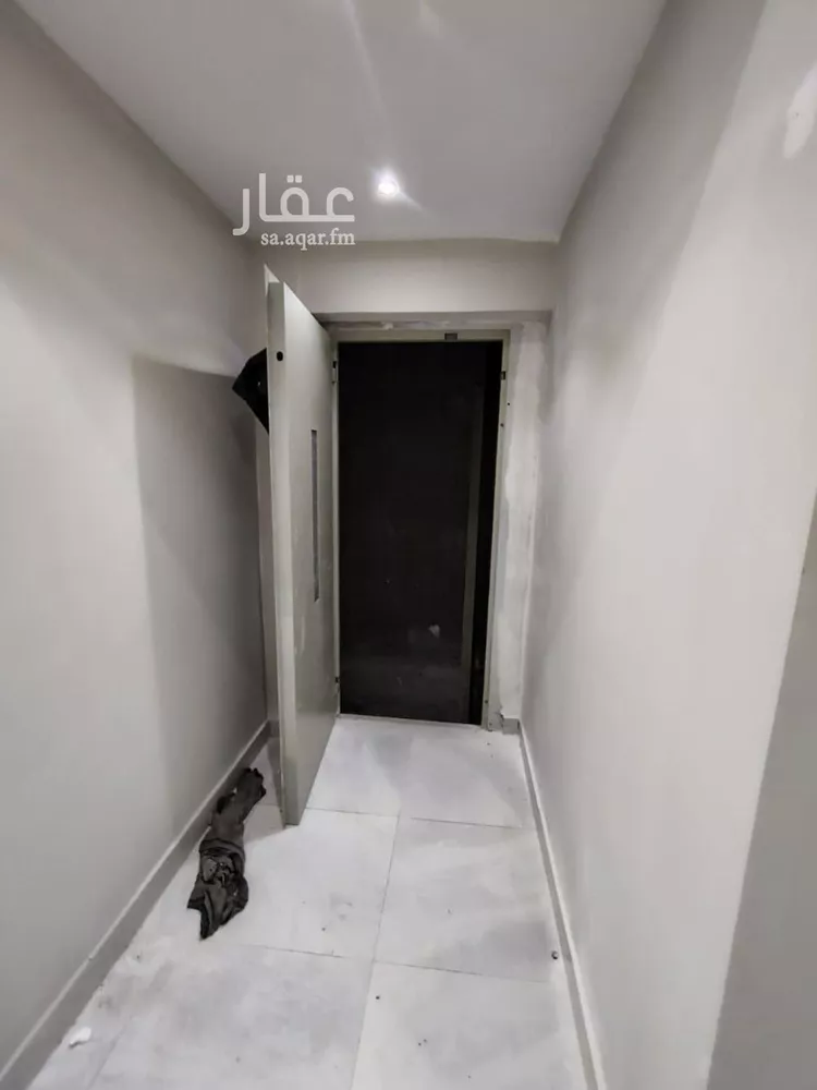 شقة للبيع في شارع ابراهيم العطار, حي المروج, مدينة أبها, منطقة عسير صورة 4