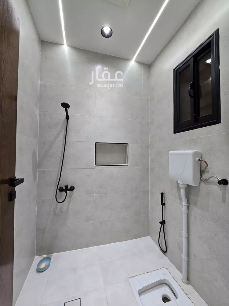 شقة للبيع في شارع اياس ابن البكير, حي الشرف, مدينة خميس مشيط, منطقة عسير صورة 4