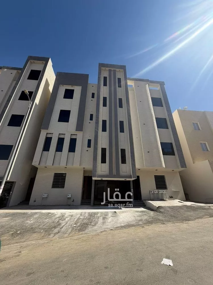 دور للبيع في شارع 243 الروابي, حي الروابي, مدينة أبها, منطقة عسير