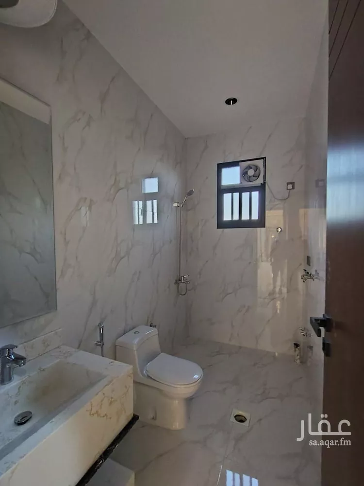 Floor for Sale in Khamis Mushait Al Wahah 6