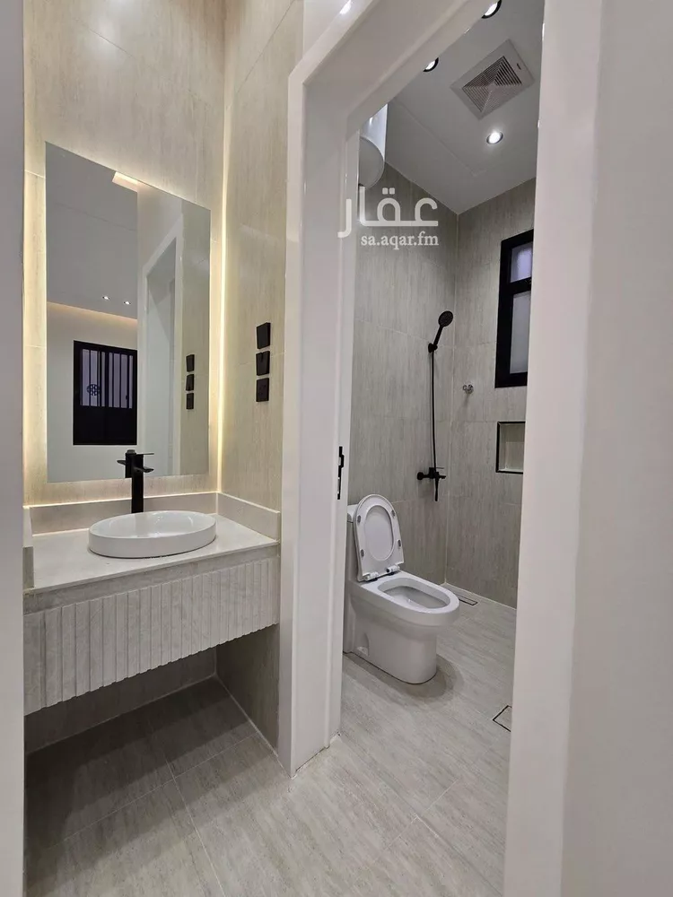 شقة للبيع في شارع 284, حي النهضة, مدينة أحد رفيدة, منطقة عسير 9