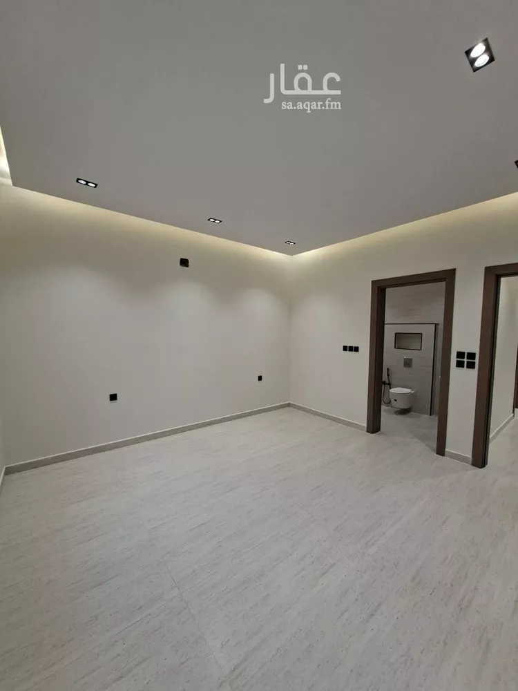 شقة للبيع في شارع احمد بن عفيف, حي الجنادرية, مدينة الرياض, منطقة الرياض 11
