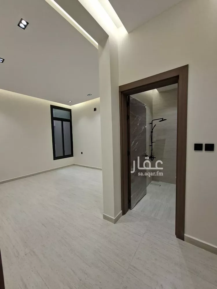دور للبيع في شارع احمد بن عفيف, حي الجنادرية, مدينة الرياض, منطقة الرياض 6