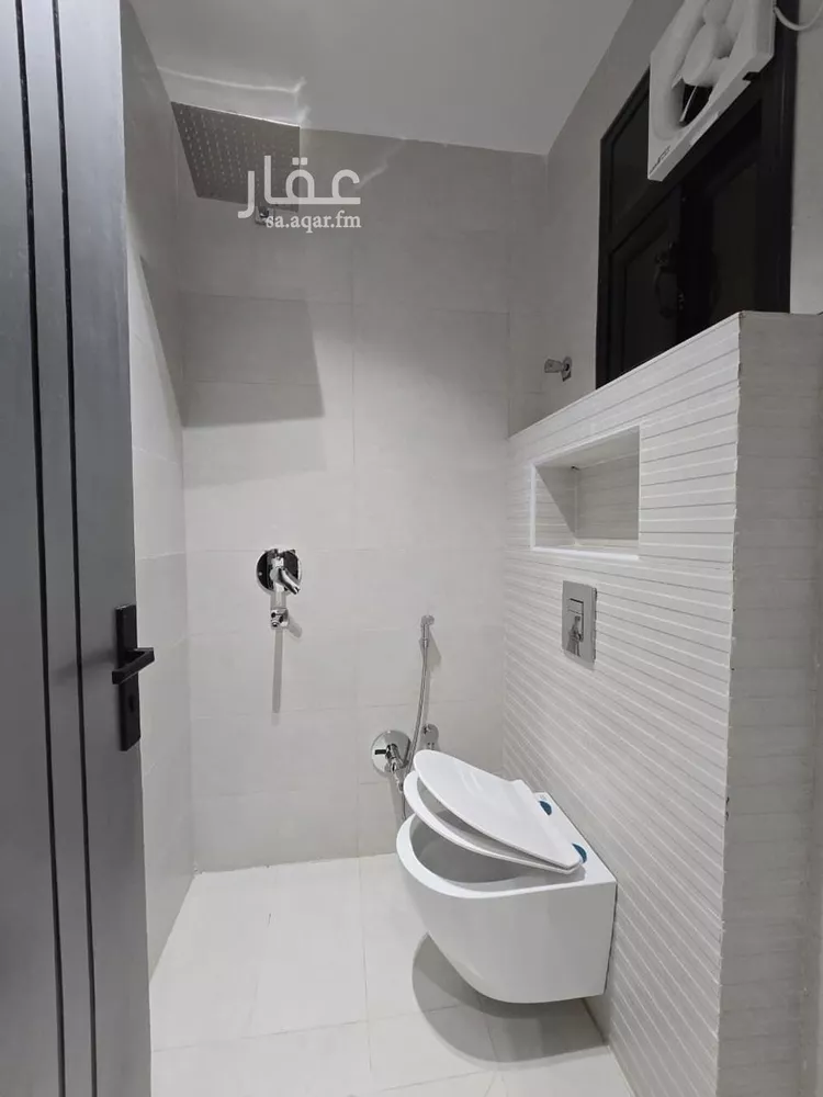 شقة للبيع في شارع سفيان بن بشير الخزرجي, حي المعارض, مدينة خميس مشيط, منطقة عسير صورة 3