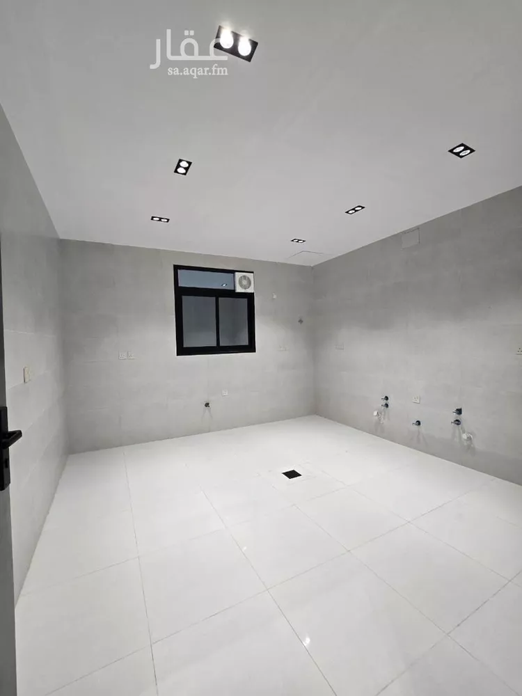 شقة للبيع في شارع سفيان بن بشير الخزرجي, حي المعارض, مدينة خميس مشيط, منطقة عسير صورة 4