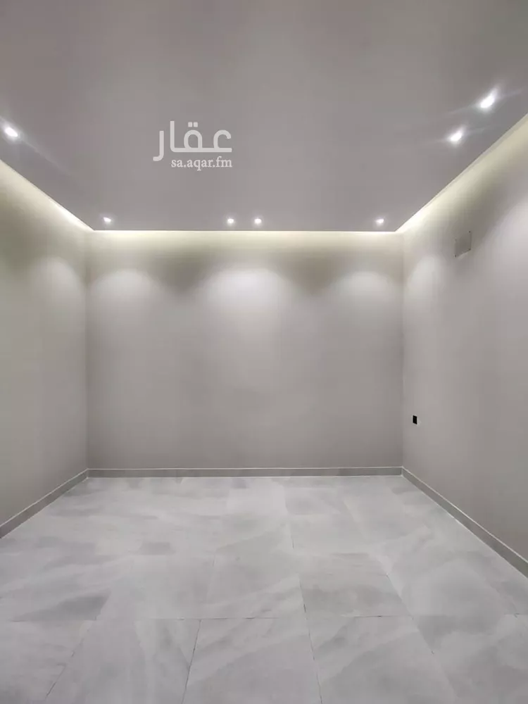 شقة للبيع في شارع بكر بن جبلة, حي المروج, مدينة أبها, منطقة عسير صورة 2