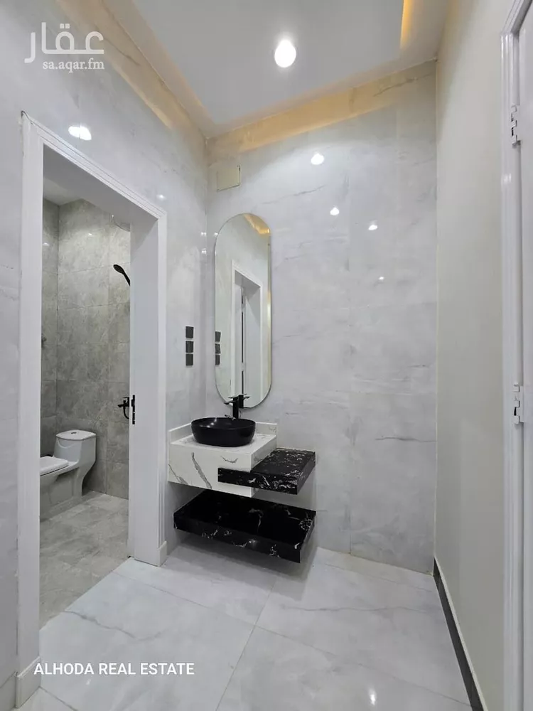Floor for Sale in Khamis Mushait Al Mamurah 17