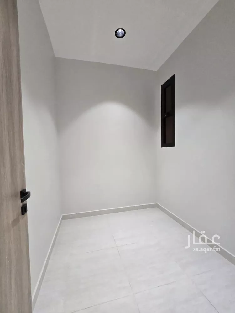 Floor for Sale in Ahad Rufaidah Al Aziziyah 36