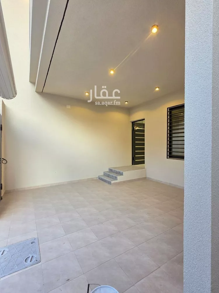 Floor for Sale in Ahad Rufaidah Al Aziziyah 11